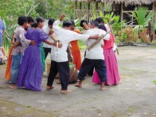 Mittelamerika, Costa Rica, Nicaragua, Panama: Mundo Verde - Tanzgruppe